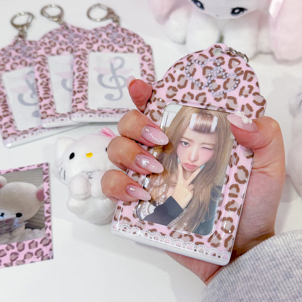 MINS STUDIOS Gyaru Card Holder